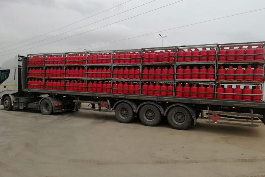 Bouteilles de gaz rouge